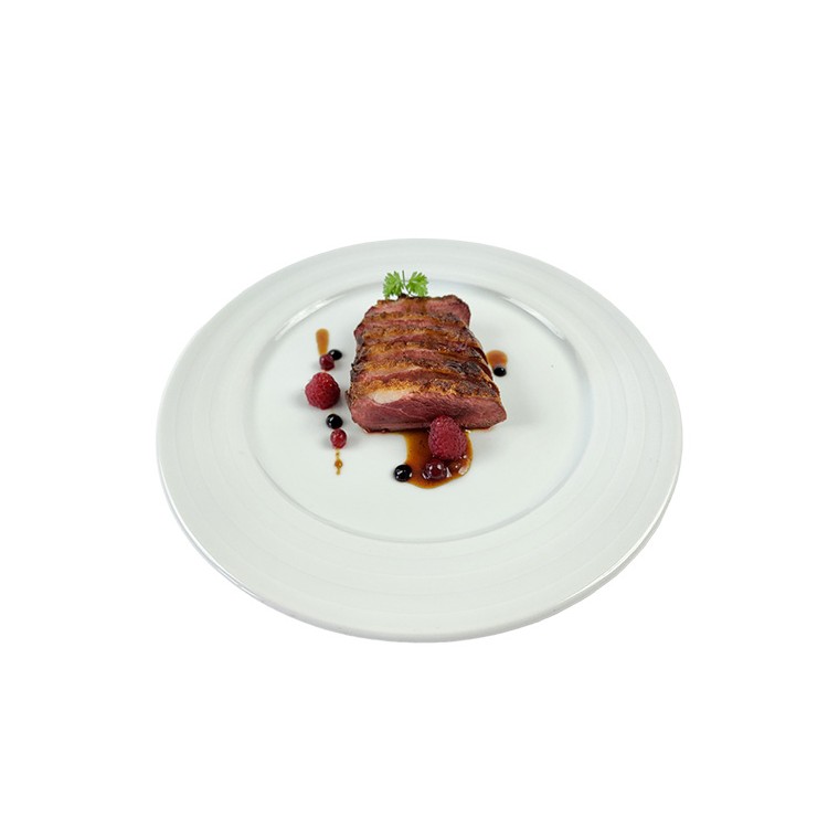 MAGRET DE CANARD AUX FRUITS ROUGES ET VINAIGRE BALSAMIQUE