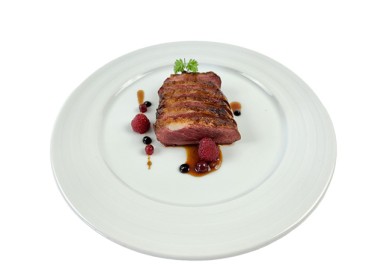 MAGRET DE CANARD AUX FRUITS ROUGES ET VINAIGRE BALSAMIQUE