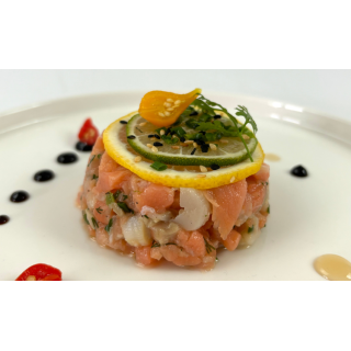 TARTARE DE SAUMON ET NOIX DE SAINT-JACQUES